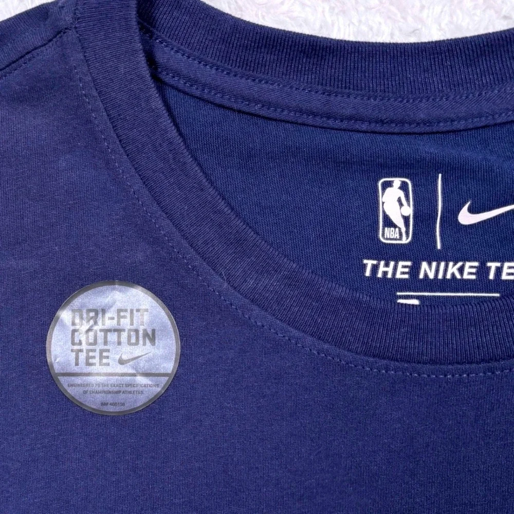 NEW Nike Dallas Mavericks NBA T-Shirt Mens L Navy Blue Dri-FIT Go Mavs Swoosh
